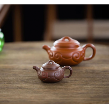 Tiny Fanggu Ruyi Yixing Teapot 65ml