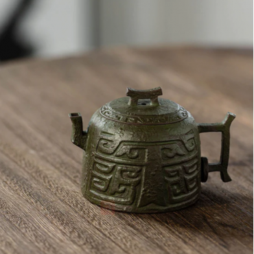 Qin Quan Tao Tie Yixing Teapot 150ML